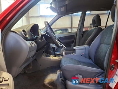 Zdjęcie 7 z 12 samochodu: 2001 TOYOTA RAV4 BASE VIN:JTEHH20V710059708 - miniatura