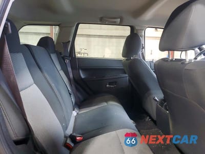 Zdjęcie 10 z 12 samochodu: 2009 JEEP GRAND CHEROKEE LAREDO VIN:1J8GR48K09C556704 - miniatura