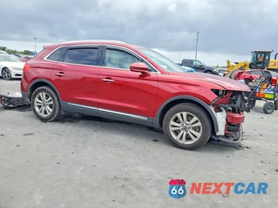 Czwarte zdjęcie samochodu z boku: 2017 LINCOLN MKX SELECT VIN:2LMPJ6KP0HBL12807 - miniatura