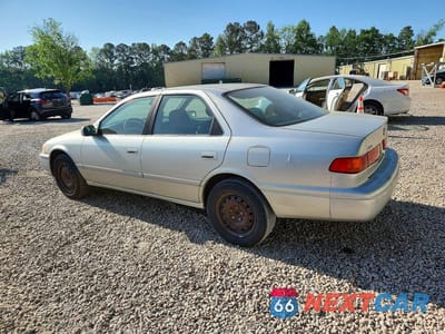 Drugie zdjęcie samochodu z przodu: 2000 TOYOTA CAMRY LE VIN:JT2BG22K8Y0474295 - miniatura