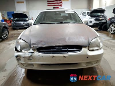 Piąte zdjęcie samochodu w środku: 2000 HYUNDAI SONATA GL VIN:KMHWF25S6YA175692 - miniatura