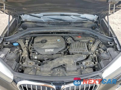 Zdjęcie 12 z 13 samochodu: 2018 BMW X1 XDRIVE28I VIN:WBXHT3C39J5K25641 - miniatura