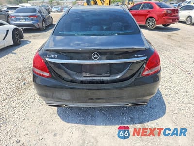 Zdjęcie 6 z 12 samochodu: 2016 MERCEDES-BENZ C 300 4MATIC VIN:55SWF4KB3GU125180 - miniatura