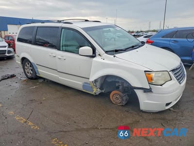 Czwarte zdjęcie samochodu z boku: 2009 CHRYSLER TOWN & COUNTRY TOURING VIN:2A8HR541X9R594584 - miniatura