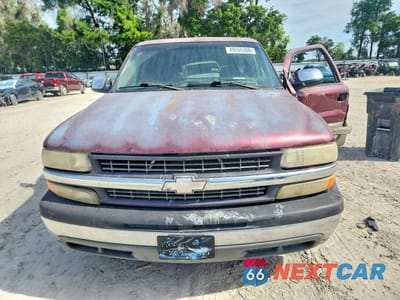 Piąte zdjęcie samochodu w środku: 2000 CHEV SILVERADO VIN:2GCEC19T8Y1280489 - miniatura