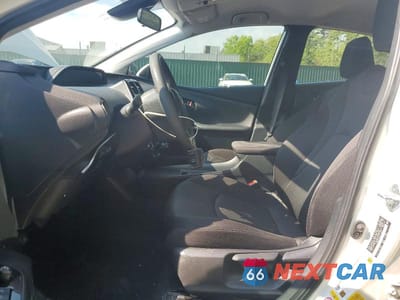 Zdjęcie 7 z 12 samochodu: 2020 TOYOTA PRIUS LE VIN:JTDKARFU5L3114633 - miniatura
