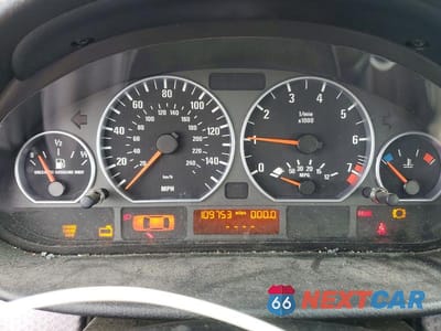 Zdjęcie 9 z 12 samochodu: 2005 BMW 330 I VIN:WBAEV53455KM08697 - miniatura