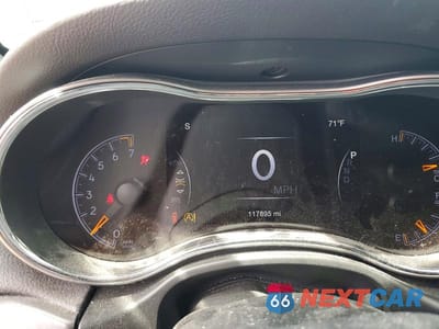 Zdjęcie 9 z 11 samochodu: 2018 JEEP GRAND CHEROKEE LAREDO VIN:1C4RJEAG8JC407836 - miniatura