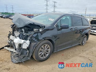 2023 TOYOTA SIENNA XLE 5TDYRKEC9PS152731 - główne zdjęcie licytacji z USA - miniatura