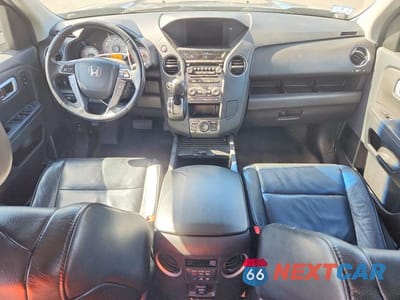 Zdjęcie 8 z 13 samochodu: 2012 HONDA PILOT TOURING VIN:5FNYF4H94CB013142 - miniatura