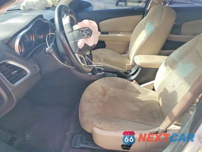 Zdjęcie 7 z 11 samochodu: 2011 DODGE AVENGER MAINSTREET VIN:1B3BD1FB0BN558840 - miniatura