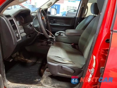 Zdjęcie 7 z 12 samochodu: 2014 RAM 2500 ST VIN:3C6UR5CJXEG269447 - miniatura