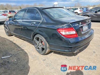 Drugie zdjęcie samochodu z przodu: 2011 MERCEDES-BENZ C 300 4MATIC VIN:WDDGF8BB2BR175798 - miniatura