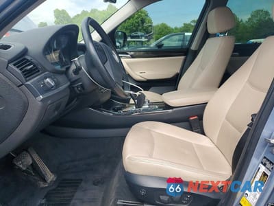 Zdjęcie 7 z 13 samochodu: 2013 BMW X3 XDRIVE28I VIN:5UXWX9C57D0A11988 - miniatura