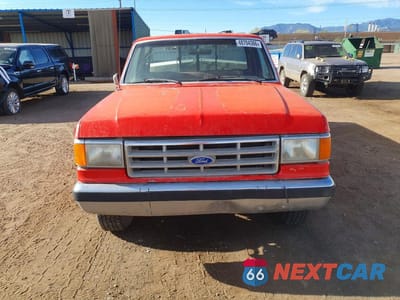 Piąte zdjęcie samochodu w środku: 1987 FORD F150 VIN:1FTEF14Y4HKA39295 - miniatura