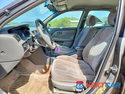 Zdjęcie 7 z 12 samochodu: 1999 TOYOTA CAMRY LE VIN:4T1BG28K4XU592667 - miniatura