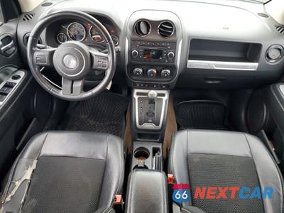 Zdjęcie 8 z 13 samochodu: 2014 JEEP COMPASS LATITUDE VIN:1C4NJDEB8ED724619 - miniatura