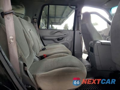Zdjęcie 10 z 12 samochodu: 2002 FORD EXPEDITION XLT VIN:1FMRU15W52LA06470 - miniatura