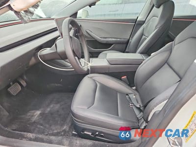 Zdjęcie 7 z 12 samochodu: 2024 TESLA MODEL 3 VIN:5YJ3E1EA4RF865901 - miniatura