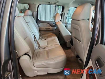 Zdjęcie 11 z 12 samochodu: 2009 CHEVROLET SUBURBAN K1500 LT VIN:1GNFK26339R157622 - miniatura