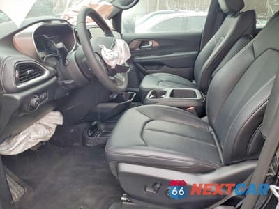 Zdjęcie 7 z 12 samochodu: 2025 CHRYSLER PACIFICA HYBRID SELECT VIN:2C4RC1S78SR572084 - miniatura