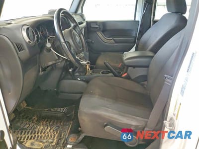 Zdjęcie 7 z 13 samochodu: 2017 JEEP WRANGLER UNLIMITED SPORT VIN:1C4BJWDGXHL524542 - miniatura