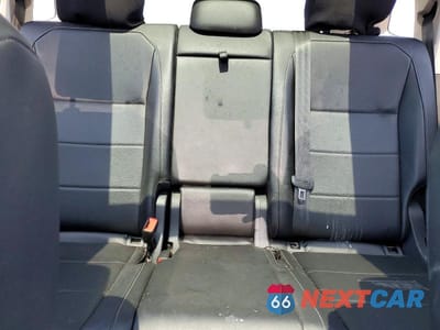 Zdjęcie 10 z 13 samochodu: 2018 VOLKSWAGEN TIGUAN SE VIN:3VV2B7AX2JM191508 - miniatura