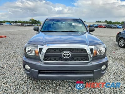 Piąte zdjęcie samochodu w środku: 2011 TOYOTA TACOMA DOUBLE CAB PRERUNNER VIN:3TMJU4GN2BM123235 - miniatura