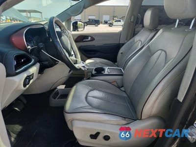 Zdjęcie 7 z 12 samochodu: 2020 CHRYSLER PACIFICA LIMITED VIN:2C4RC1GG1LR127860 - miniatura