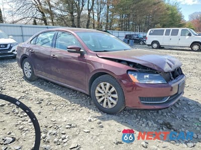 Czwarte zdjęcie samochodu z boku: 2013 VOLKSWAGEN PASSAT S VIN:1VWAP7A37DC102351 - miniatura