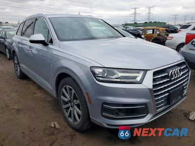 Czwarte zdjęcie samochodu z boku: 2018 AUDI Q7 PREMIUM PLUS VIN:WA1LAAF71JD046753 - miniatura
