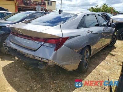 Trzecie zdjęcie samochodu z tyłu: 2024 HYUNDAI ELANTRA SEL VIN:KMHLM4DG7RU673160 - miniatura