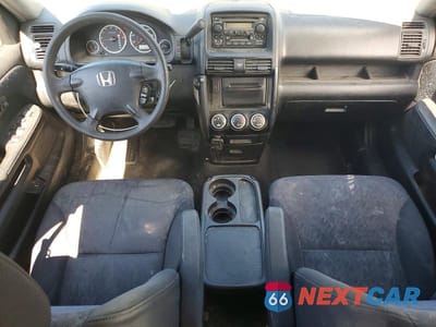 Zdjęcie 8 z 12 samochodu: 2006 HONDA CR-V VIN:JHLRD68556C025145 - miniatura