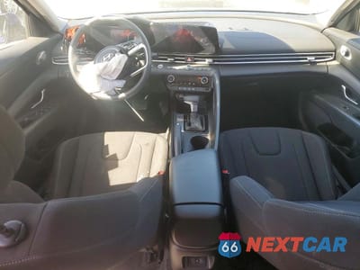 Zdjęcie 8 z 12 samochodu: 2024 HYUNDAI ELANTRA SEL VIN:KMHLM4DG5RU761401 - miniatura