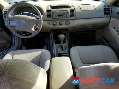 Zdjęcie 8 z 12 samochodu: 2004 TOYOTA CAMRY LE VIN:4T1BE32K64U806252 - miniatura