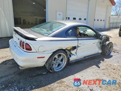 Trzecie zdjęcie samochodu z tyłu: 1996 FORD MUSTANG COBRA VIN:1FALP47V4TF144529 - miniatura