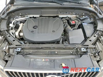 Zdjęcie 11 z 12 samochodu: 2023 VOLVO XC60 PLUS VIN:YV4L12RN1P1391021 - miniatura