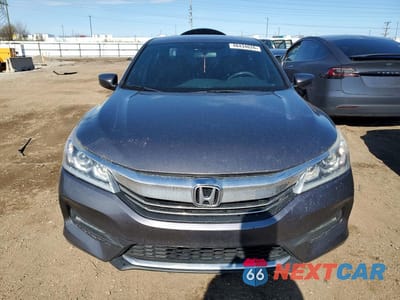 Piąte zdjęcie samochodu w środku: 2016 HONDA ACCORD SPORT VIN:1HGCR2F52GA138369 - miniatura