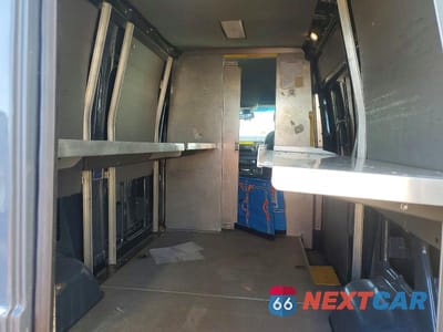 Zdjęcie 10 z 13 samochodu: 2019 MERCEDES BENZ SPRINTER 2500 DELIVERY VAN VIN:WD4PF0CD7KP039843 - miniatura
