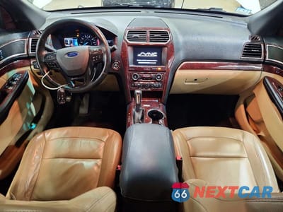 Zdjęcie 8 z 13 samochodu: 2016 FORD EXPLORER XLT VIN:1FM5K8DH6GGB57723 - miniatura