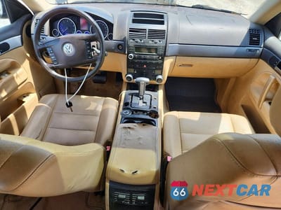 Zdjęcie 8 z 13 samochodu: 2008 VOLKSWAGEN TOUAREG 2 V6 VIN:WVGBE77L18D013682 - miniatura