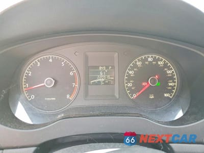 Zdjęcie 9 z 12 samochodu: 2011 VOLKSWAGEN JETTA SE VIN:3VWDZ7AJ9BM072139 - miniatura
