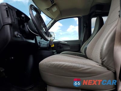 Zdjęcie 7 z 14 samochodu: 2012 CHEVROLET EXPRESS G1500 LT VIN:1GNSGCF42C1130285 - miniatura