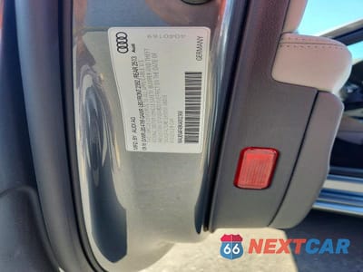 Zdjęcie 12 z 12 samochodu: 2019 AUDI A4 PREMIUM PLUS VIN:WAUENAF48KA002368 - miniatura