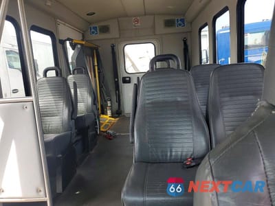 Zdjęcie 10 z 13 samochodu: 2014 FORD E350 SHUTTLE BUS VIN:1FDWE3FL9EDB19921 - miniatura