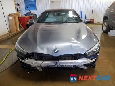 Piąte zdjęcie samochodu w środku: 2022 BMW 840XI VIN:WBAGV4C05NCH51233 - miniatura