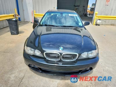 Piąte zdjęcie samochodu w środku: 2004 BMW 325 CI VIN:WBABD334X4JY96110 - miniatura