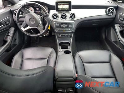 Zdjęcie 8 z 11 samochodu: 2014 MERCEDES-BENZ CLA 250 VIN:WDDSJ4EB8EN049261 - miniatura