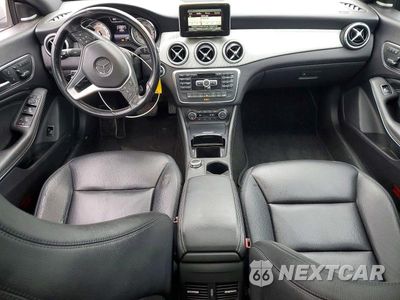 Zdjęcie 8 z 12 samochodu: 2014 MERCEDES-BENZ CLA 250 VIN:WDDSJ4EB8EN049261 - miniatura
