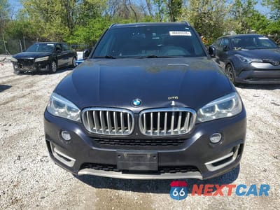 Piąte zdjęcie samochodu w środku: 2017 BMW X5 XDRIVE35I VIN:5UXKR0C34H0V70159 - miniatura